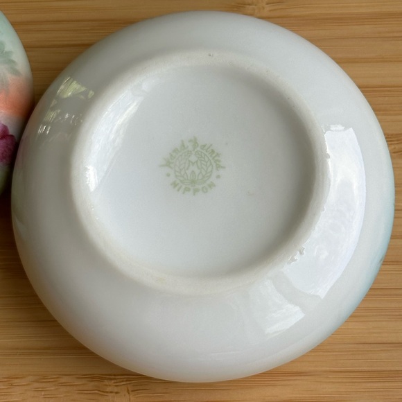 Antique NIPPON Porcelain Lidded Round Trinket Box Landscape Scene Sailboat Trees - Picture 6 of 9